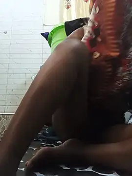 sweetblack_puss live cam on StripChat