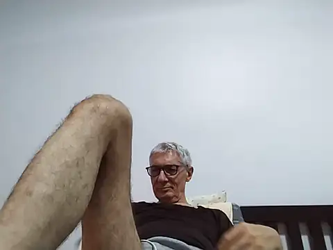 BIGUNCUTHARDCOCK webcam