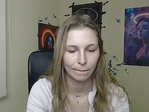 StrangerGi webcam