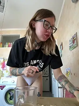 Nancyhot777 webcam