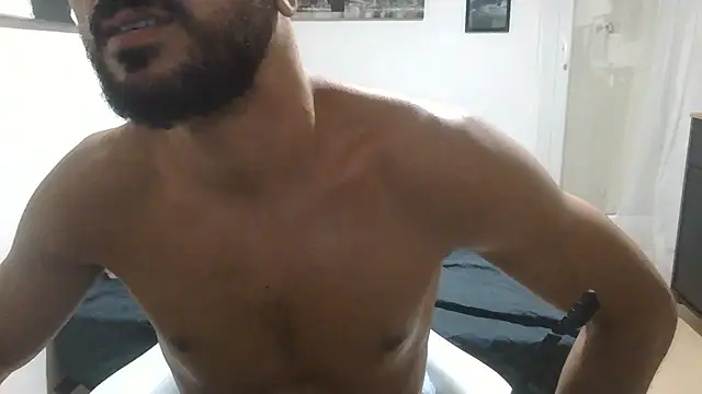 TTBM22cmrebeumuscle webcam