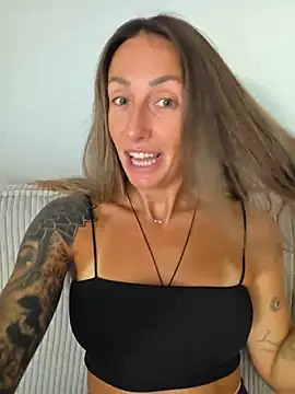 NicoleKaiser webcam