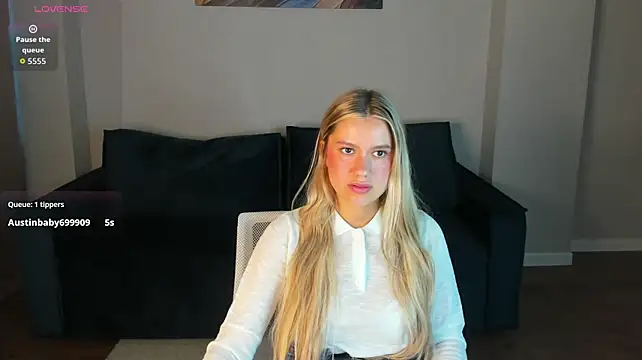 Shakira_Lux webcam