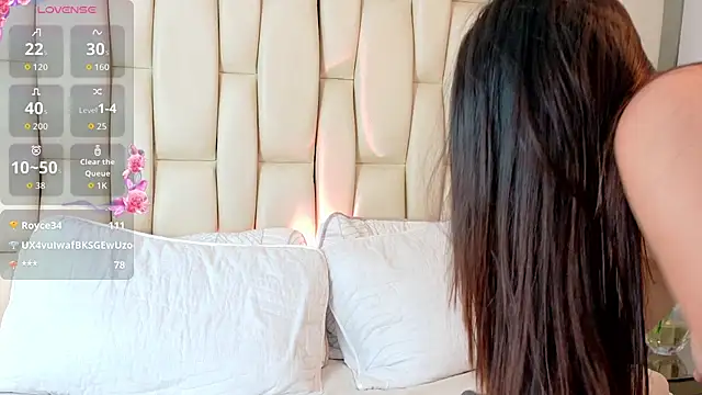 Chloemendoza webcam