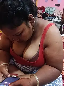 SAHIBAHOTBHABHI webcam