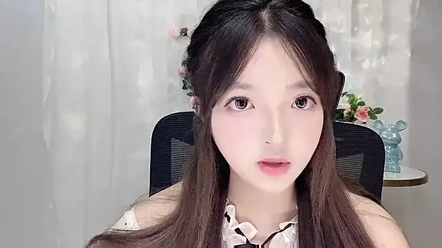 KK668866 webcam