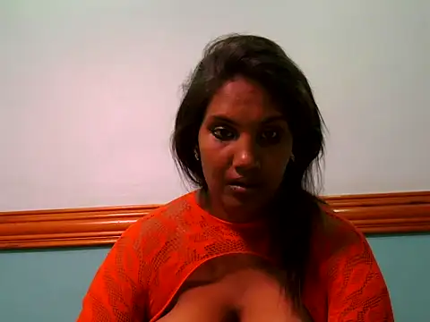 bollywoodDickPleaser webcam