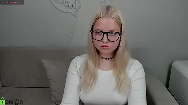 Velvet-Lun webcam