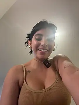 MartinaSooler Live Webcam on Stripchat