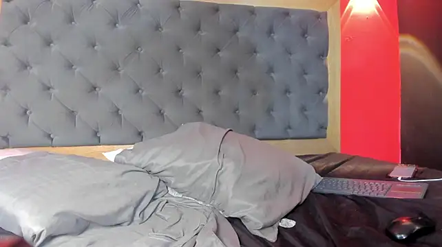 YayaHilton