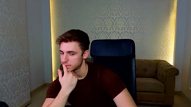 KellenWest live cam on StripChat