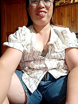 -Yeyi-
