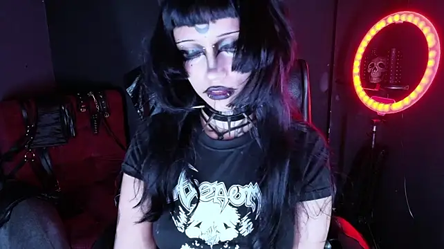 yue__eclipsa live cam preview