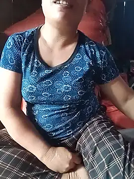 pm2002a live cam on StripChat