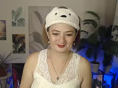 Pinay_Mistress13 live cam on StripChat