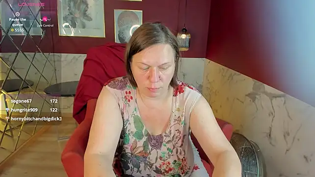 KellyPerfection webcam