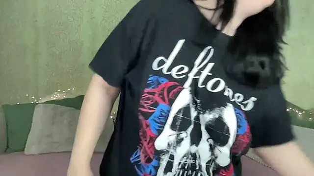 IvyLebelly webcam