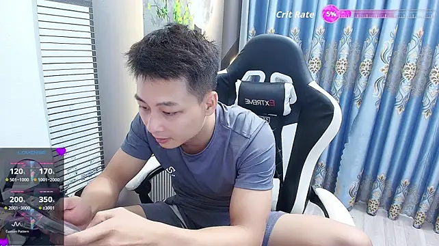 Naughty___asian live cam preview