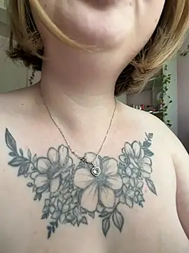 EmmySuiyugh