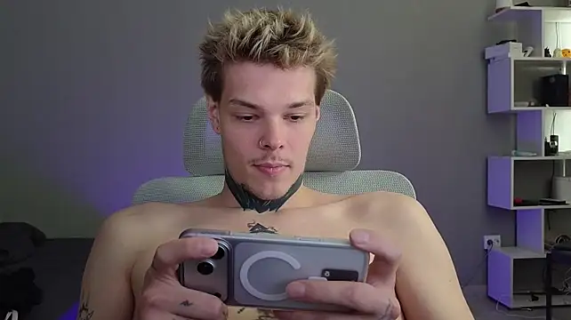 DENIS_HERE