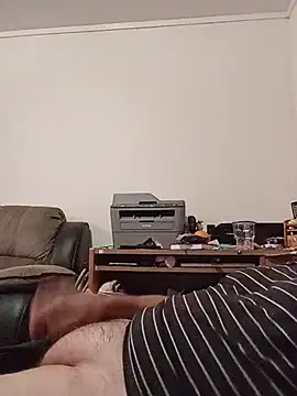 GeoffreyN3088 live cam preview