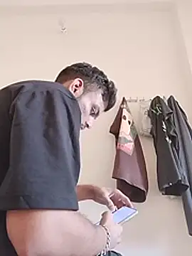 Realcumshow live cam preview