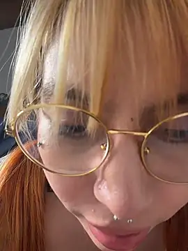 YunoRose_ live cam preview