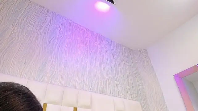 mia_vy live cam preview