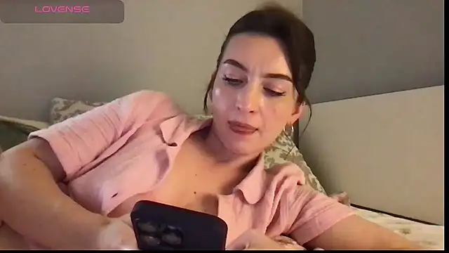 GEllaa