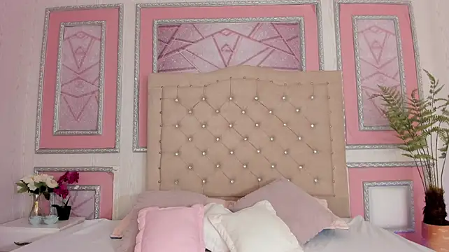 zoe_pettite__
