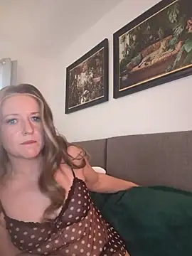 Emmas-Little-SecretXX