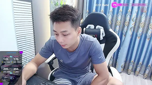Naughty___asian webcam