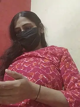 hot_taara
