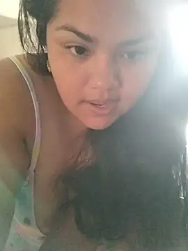 MiaBloom0 webcam