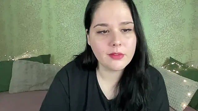 IvyLebelly webcam