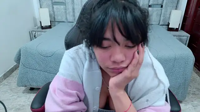 laureentt_ 📦 free cam