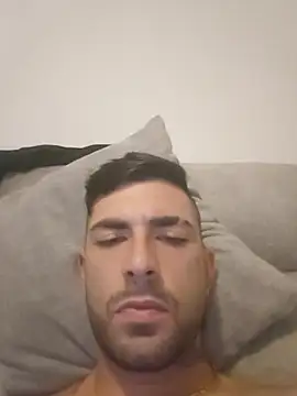 Jonygm09 live cam on StripChat