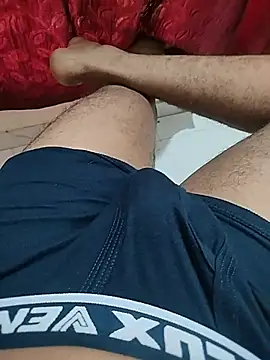 Call_boy_pikachu