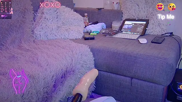 AlishyaJoi webcam