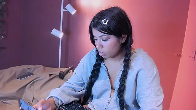 Catcupcake live cam on StripChat