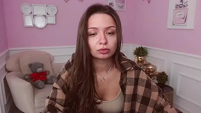 LucySkilar webcam