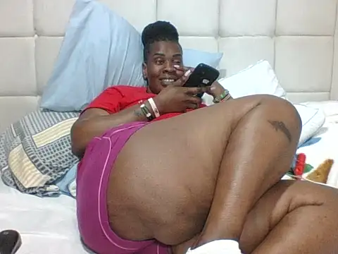 SexyTirries13 webcam