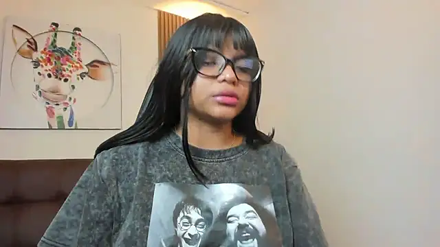Hinaa_XXX webcam