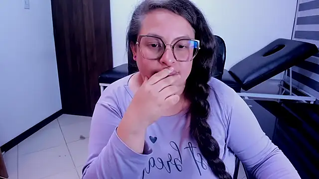 SaraThonson_ webcam