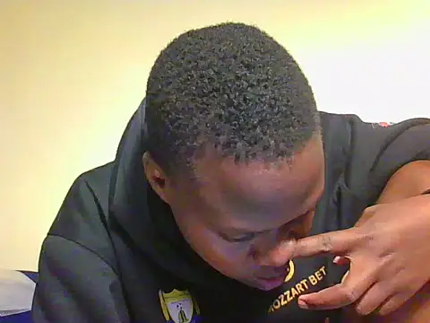 MissLMr23 webcam