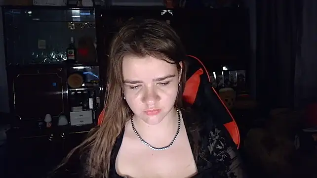 QueenBeatrice webcam