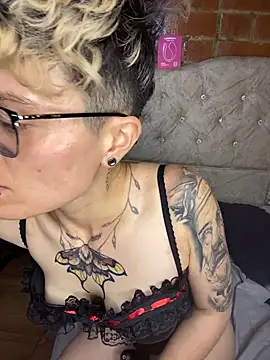 megan_c8 webcam
