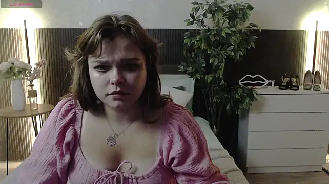 HotJenifferLove webcam