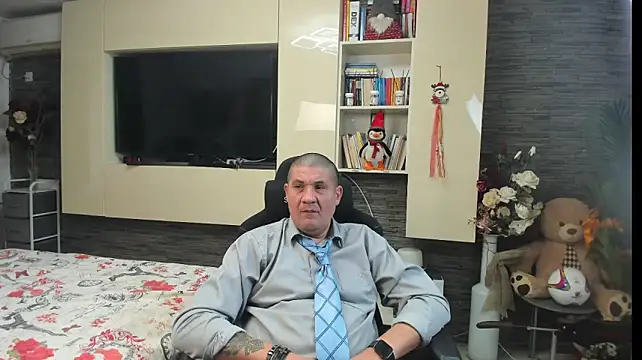 SpartacusDaddy48 webcam