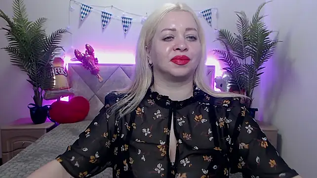OliviaVerr webcam